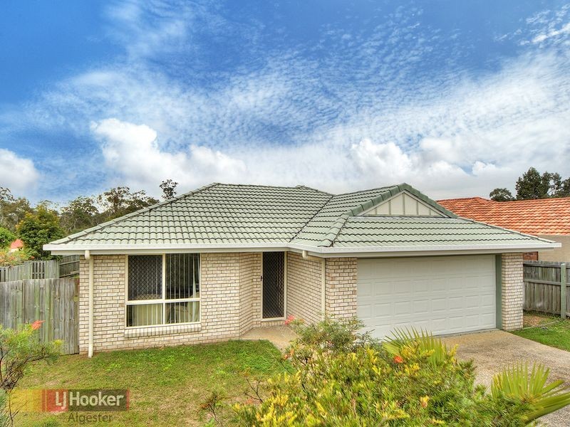 67 Watarrka Drive, Parkinson QLD 4115