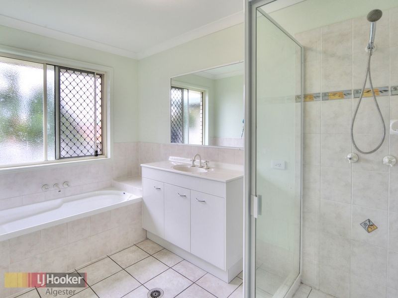 67 Watarrka Drive, Parkinson QLD 4115