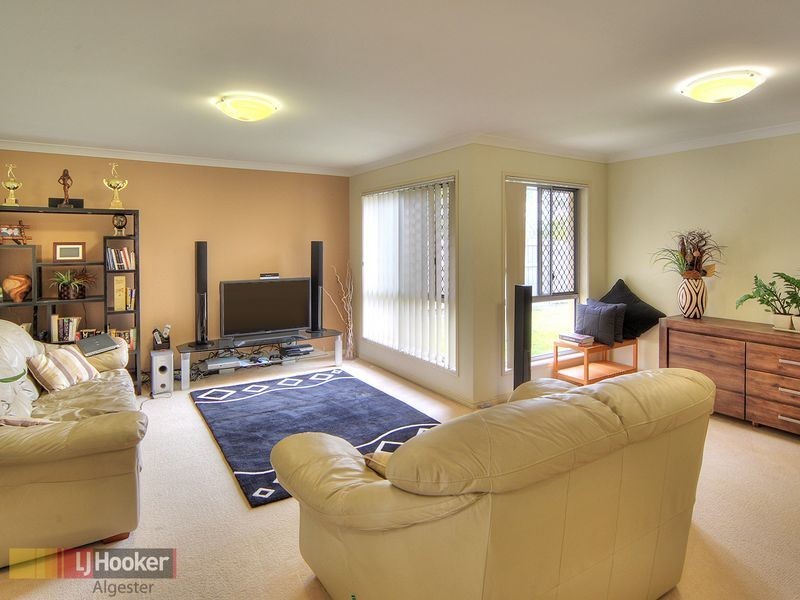 39 Dart Place, Parkinson QLD 4115
