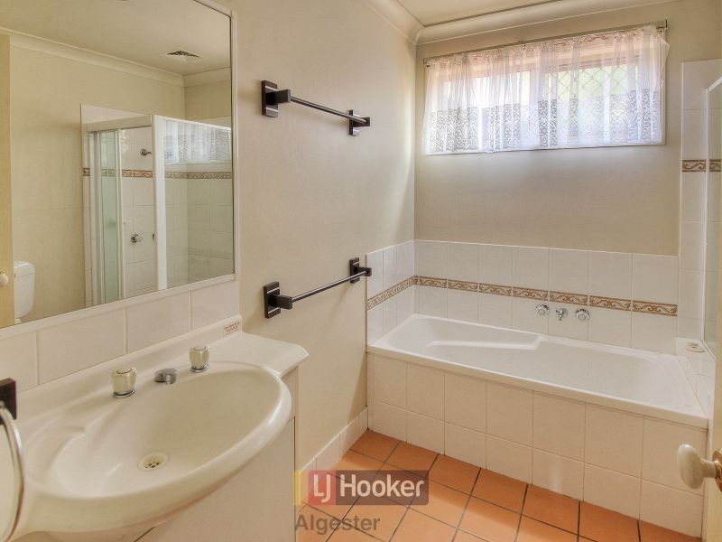 57 Shelduck Place, Calamvale QLD 4116