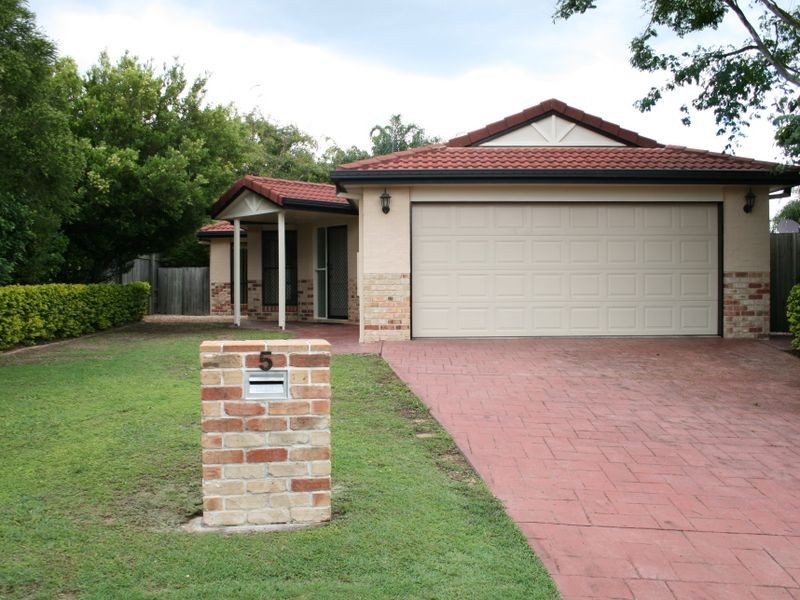 5 Carnegie Close, Parkinson QLD 4115