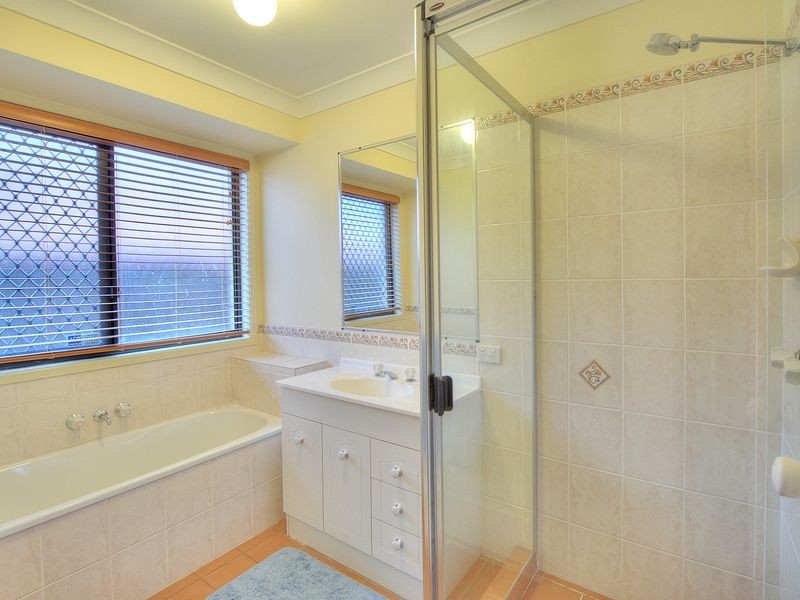 35 Central Street, Calamvale QLD 4116