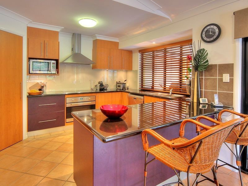 19 Yewleaf Place, Calamvale QLD 4116