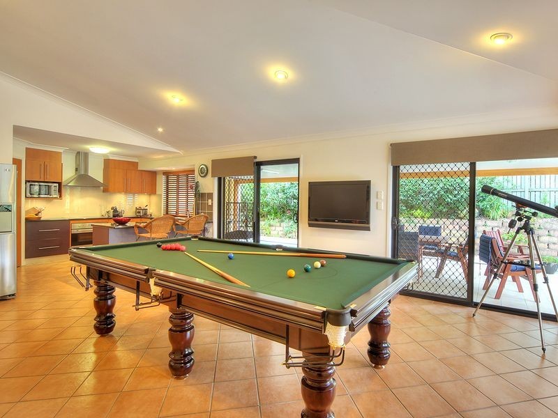 19 Yewleaf Place, Calamvale QLD 4116