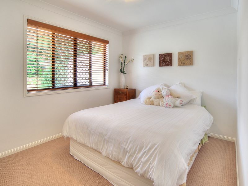 19 Yewleaf Place, Calamvale QLD 4116
