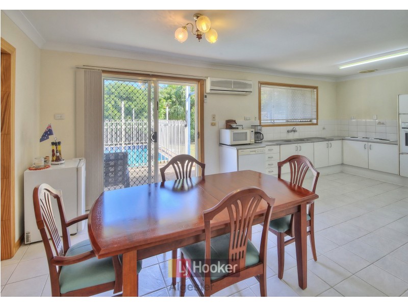 8 Rapanea Street, Algester QLD 4115
