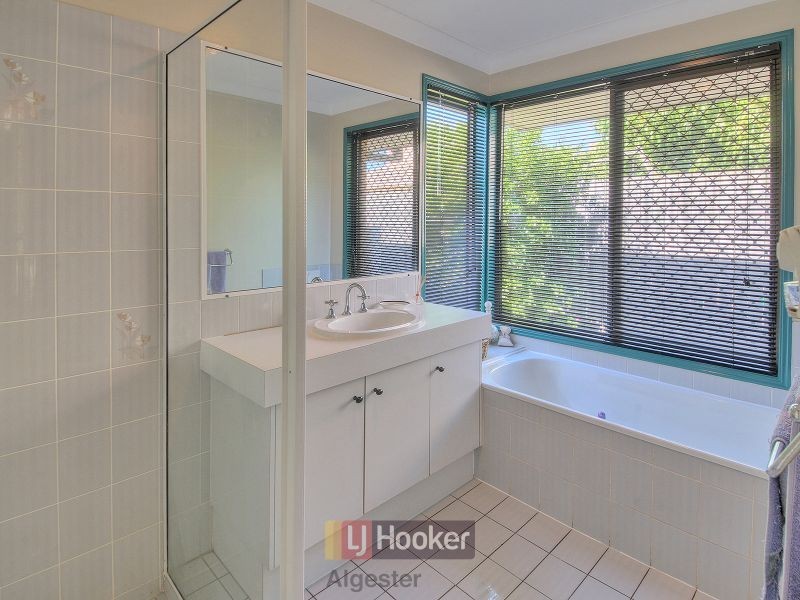 2 Dellforest Drive, Calamvale QLD 4116