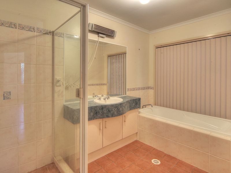 88 Glenfield Street, Parkinson QLD 4115
