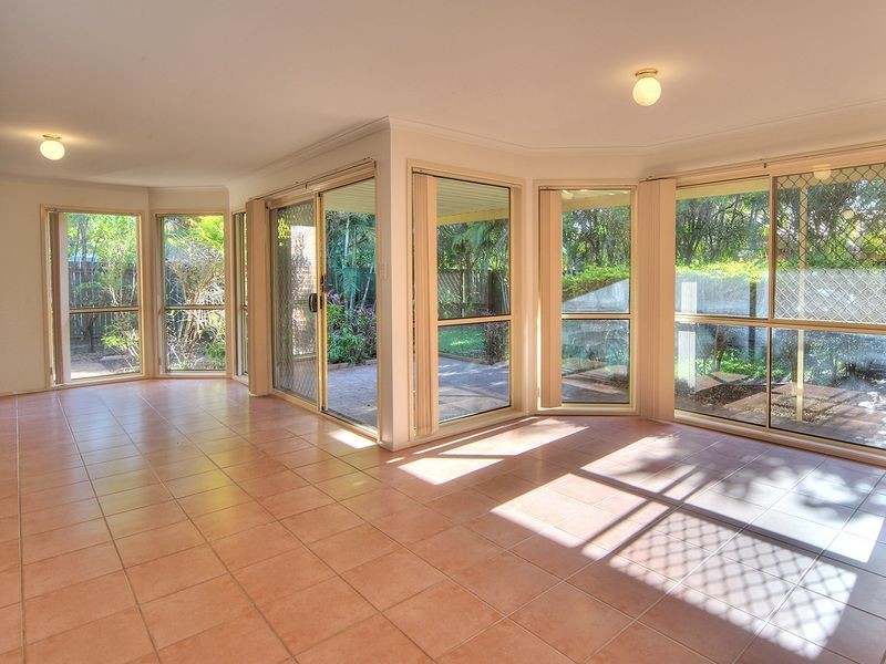 88 Glenfield Street, Parkinson QLD 4115