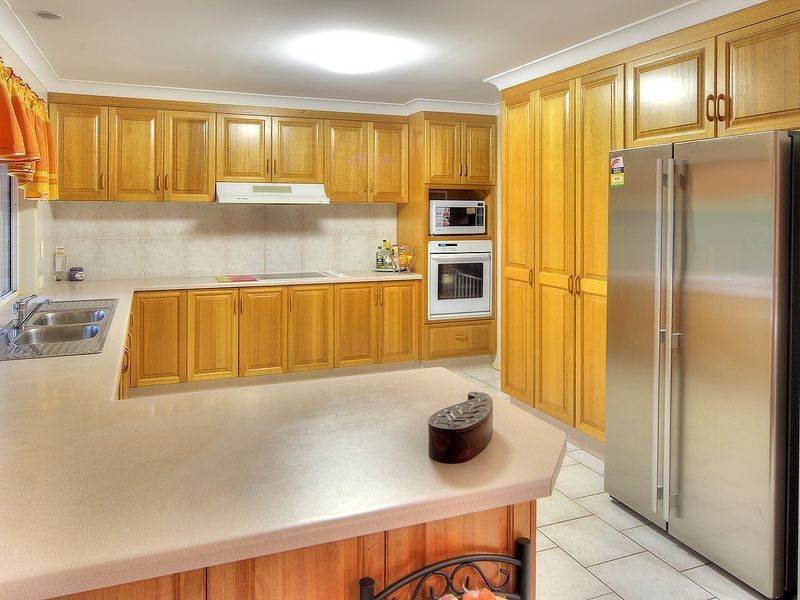 10 Eldena Place, Parkinson QLD 4115