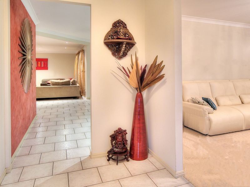 10 Eldena Place, Parkinson QLD 4115