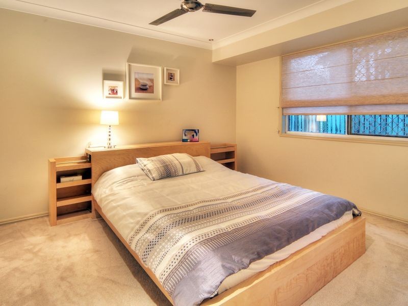 10 Eldena Place, Parkinson QLD 4115