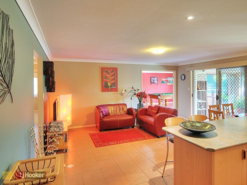 13 Ulinga Crescent, Parkinson QLD 4115