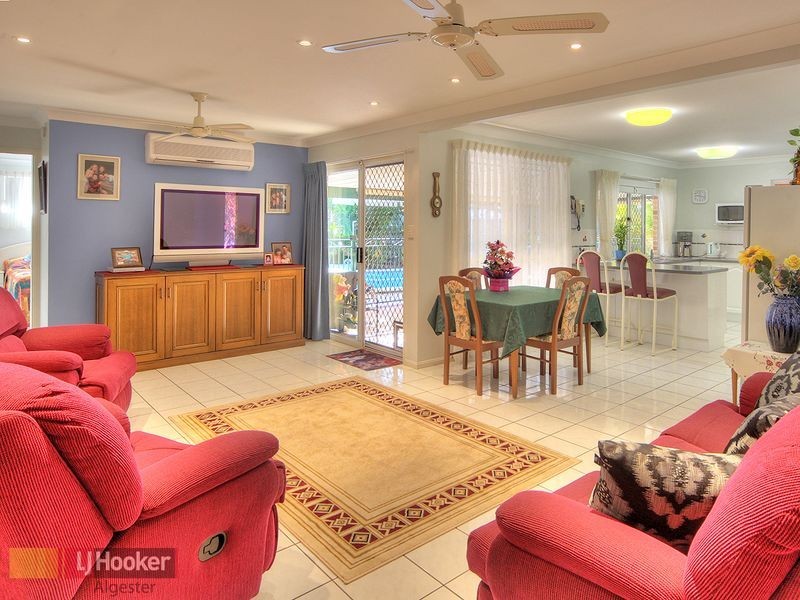 25 Glenfield Street, Parkinson QLD 4115