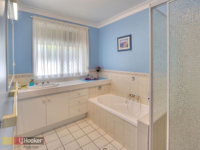 25 Glenfield Street, Parkinson QLD 4115