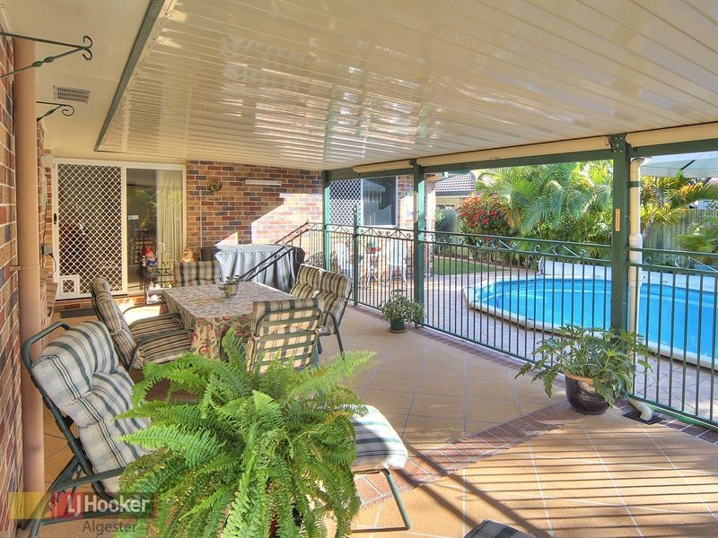 25 Glenfield Street, Parkinson QLD 4115