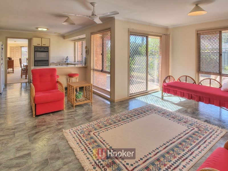 28 Pinewood Court, Algester QLD 4115