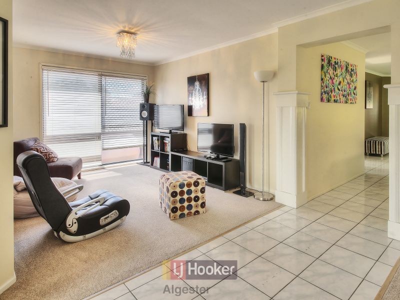 24 Fernhill Place, Parkinson QLD 4115