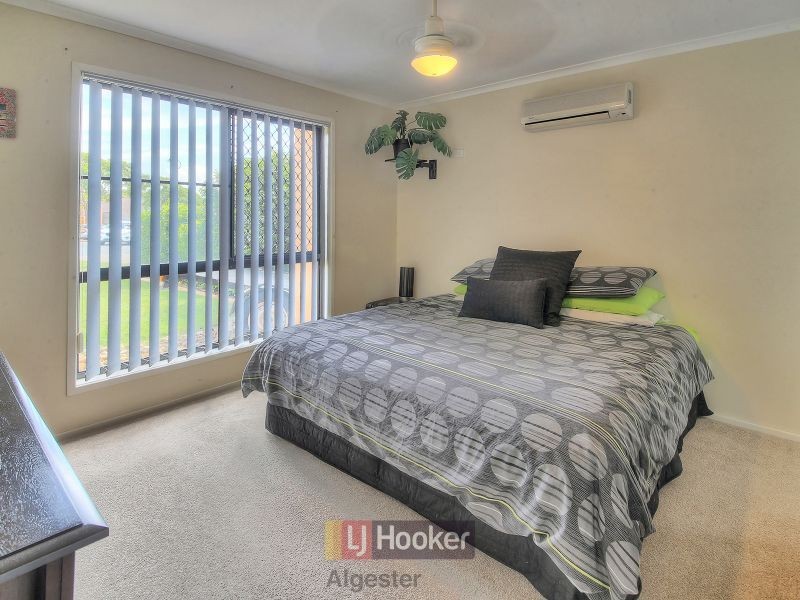 24 Fernhill Place, Parkinson QLD 4115