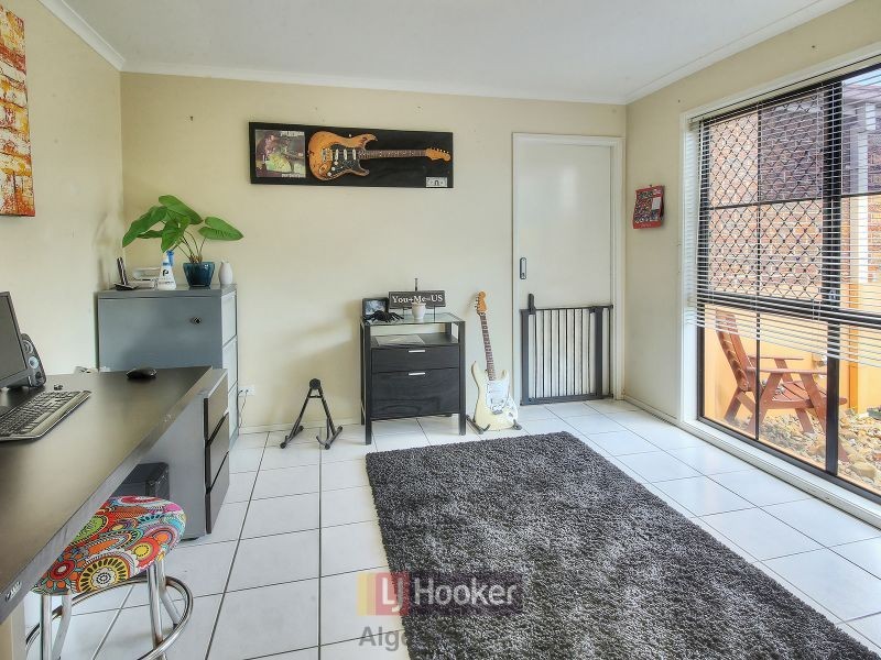 24 Fernhill Place, Parkinson QLD 4115