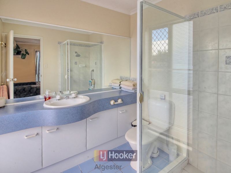 24 Fernhill Place, Parkinson QLD 4115