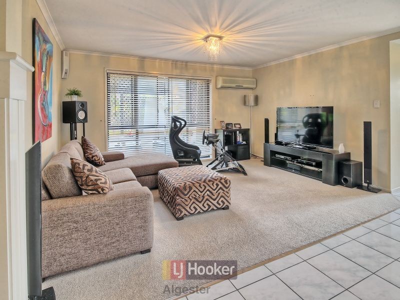 24 Fernhill Place, Parkinson QLD 4115