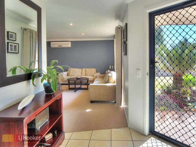 12 Kayannie Street, Parkinson QLD 4115