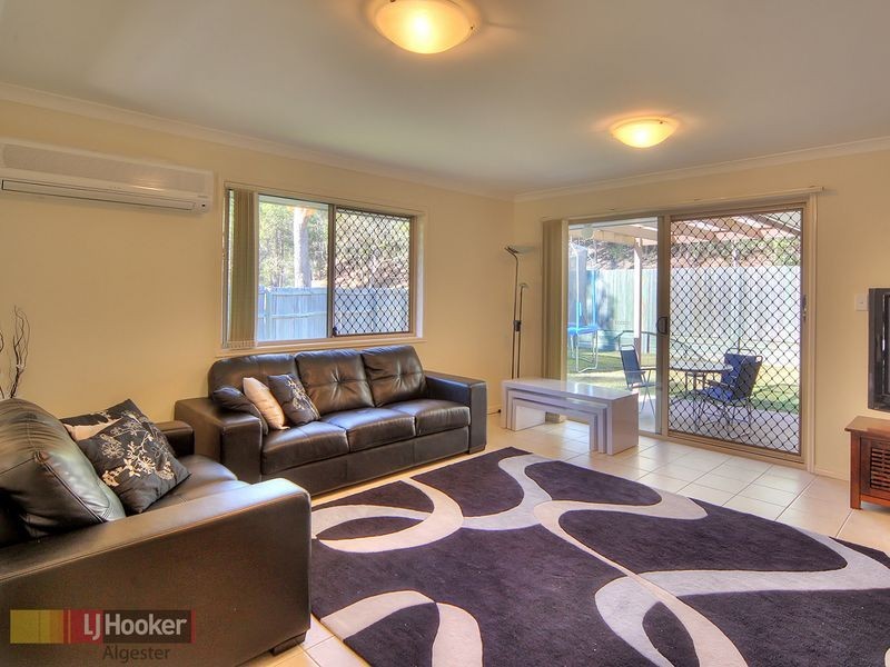 60 Watarrka Drive, Parkinson QLD 4115