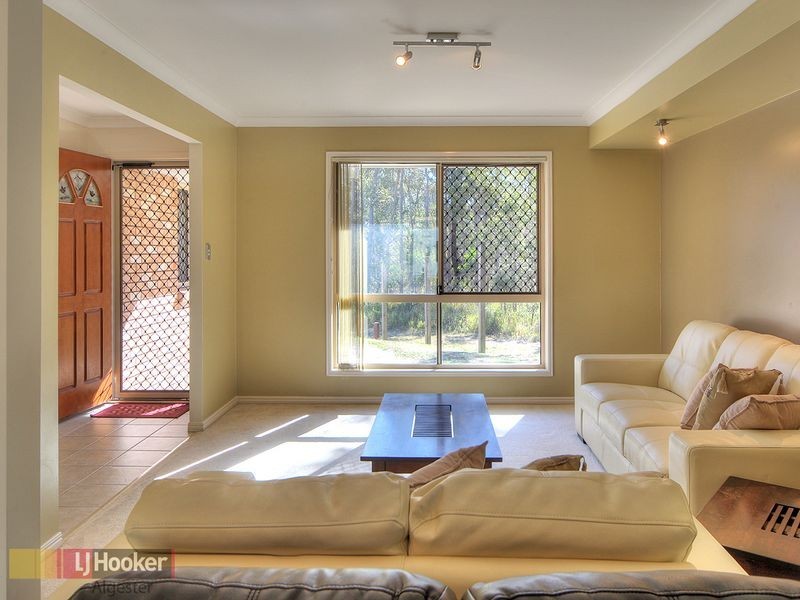 60 Watarrka Drive, Parkinson QLD 4115