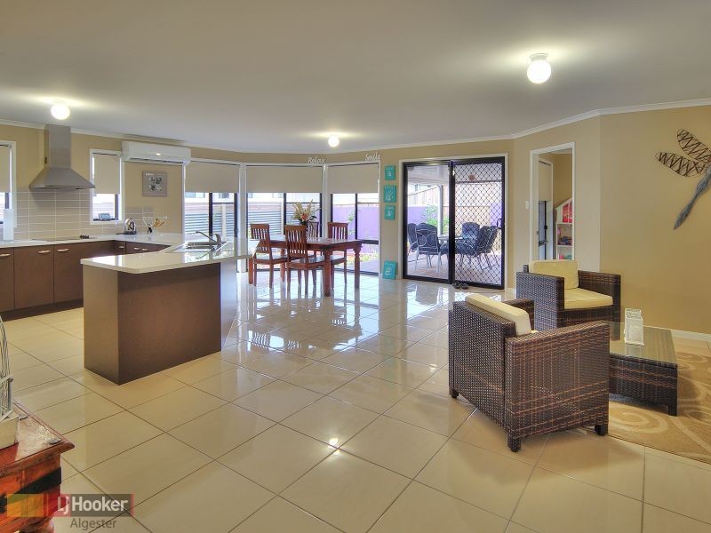 5 Holyrood Street, Calamvale QLD 4116
