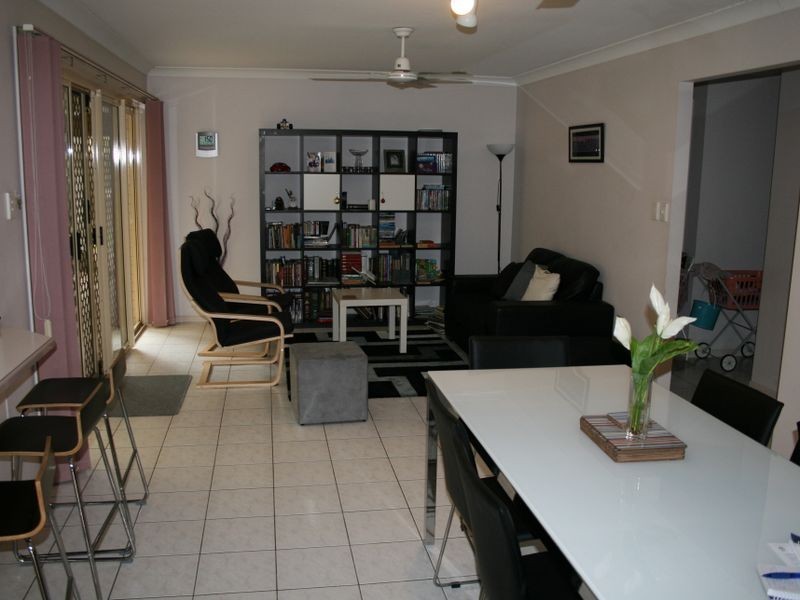 76 Bannockburn Crescent, Parkinson QLD 4115