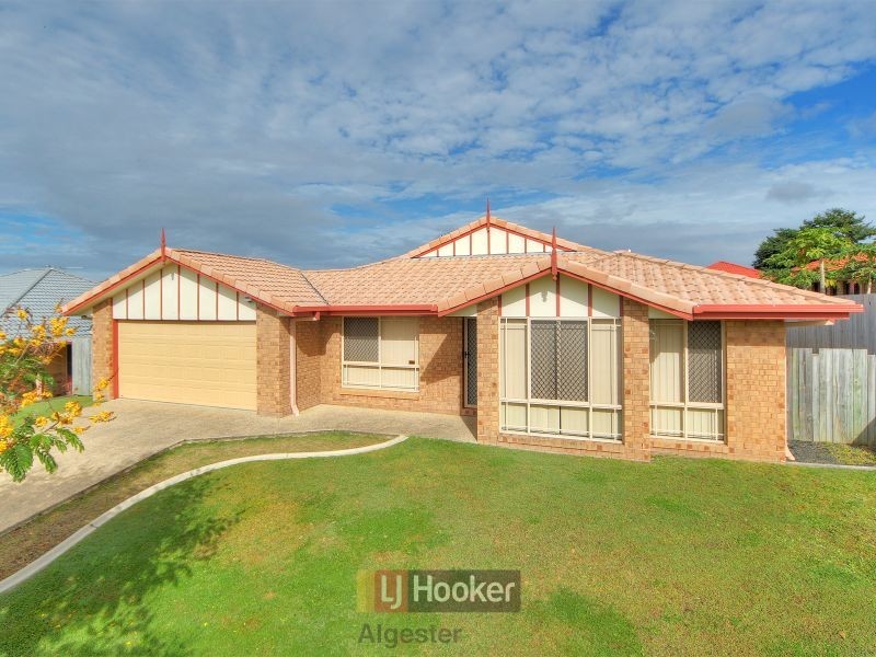 27 Newland Cres, Parkinson QLD 4115