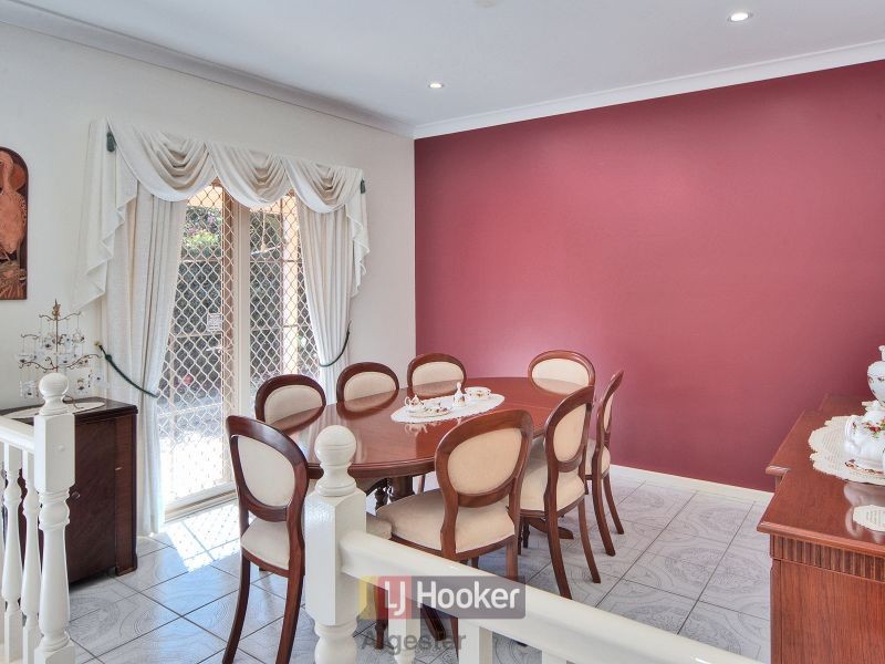 9 Copeton Crescent, Parkinson QLD 4115