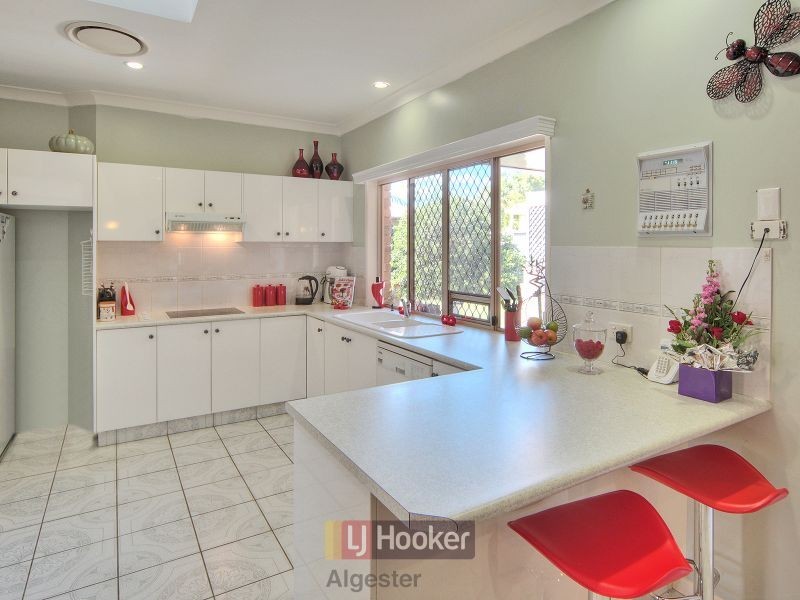 9 Copeton Crescent, Parkinson QLD 4115