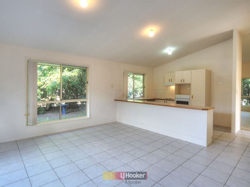 18 Moneghetti Place, Calamvale QLD 4116