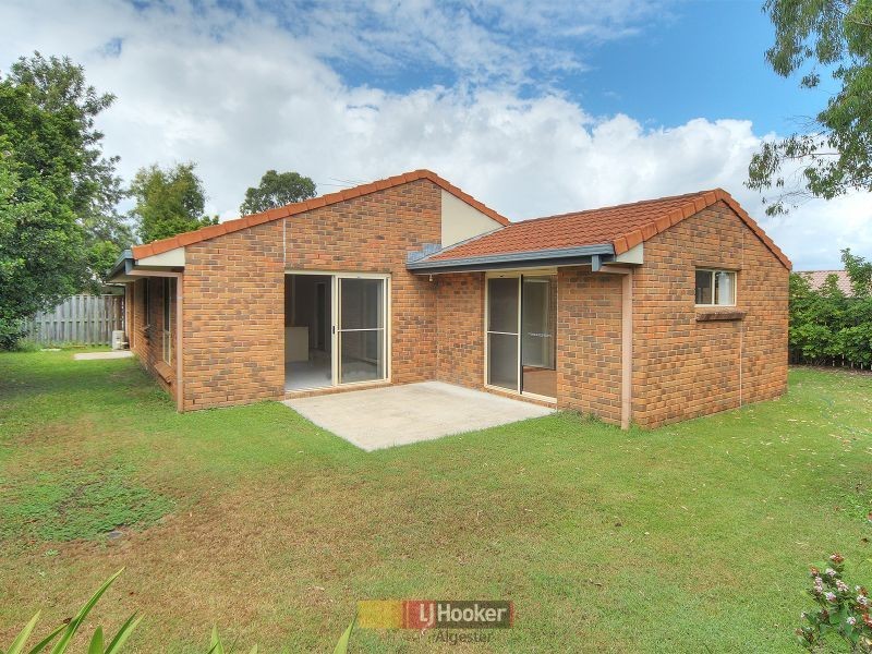 18 Moneghetti Place, Calamvale QLD 4116