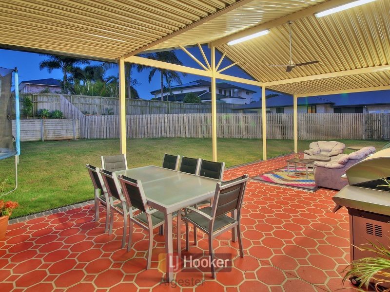 20 Sycamore Close, Calamvale QLD 4116
