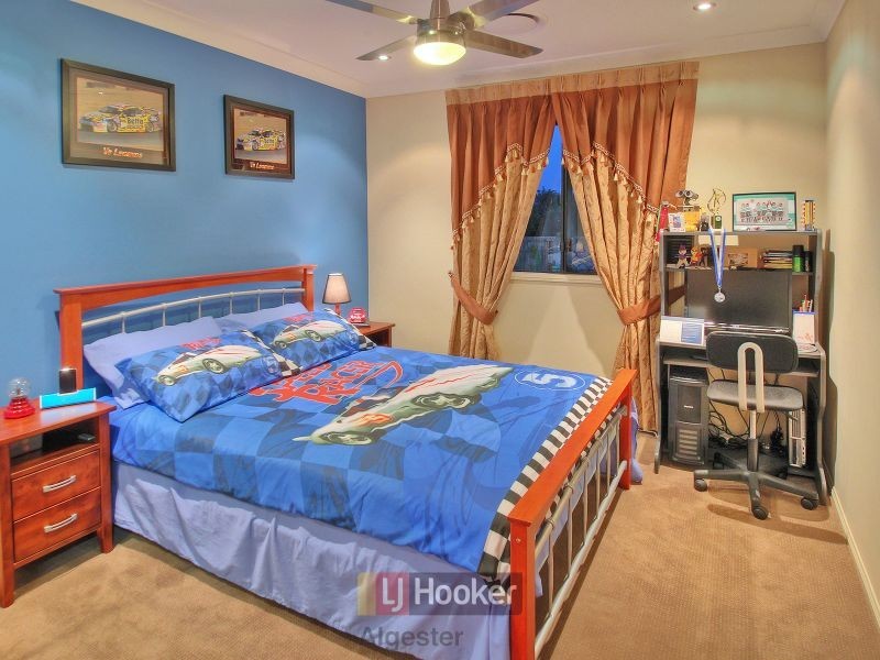 20 Sycamore Close, Calamvale QLD 4116