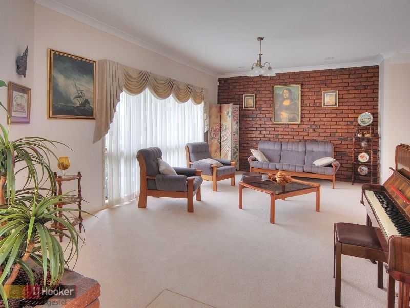 43 Azalea Crescent, Calamvale QLD 4116