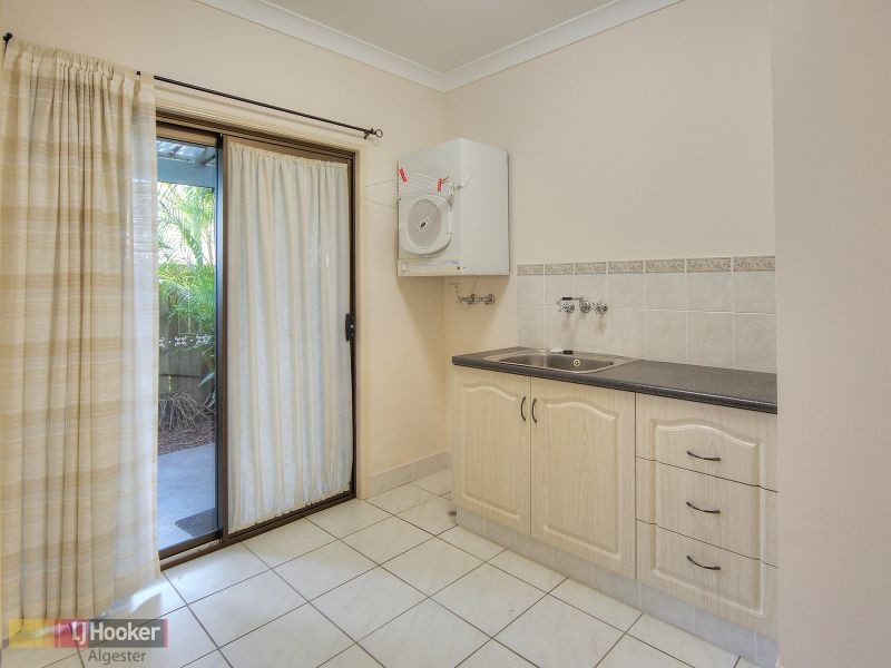 43 Azalea Crescent, Calamvale QLD 4116