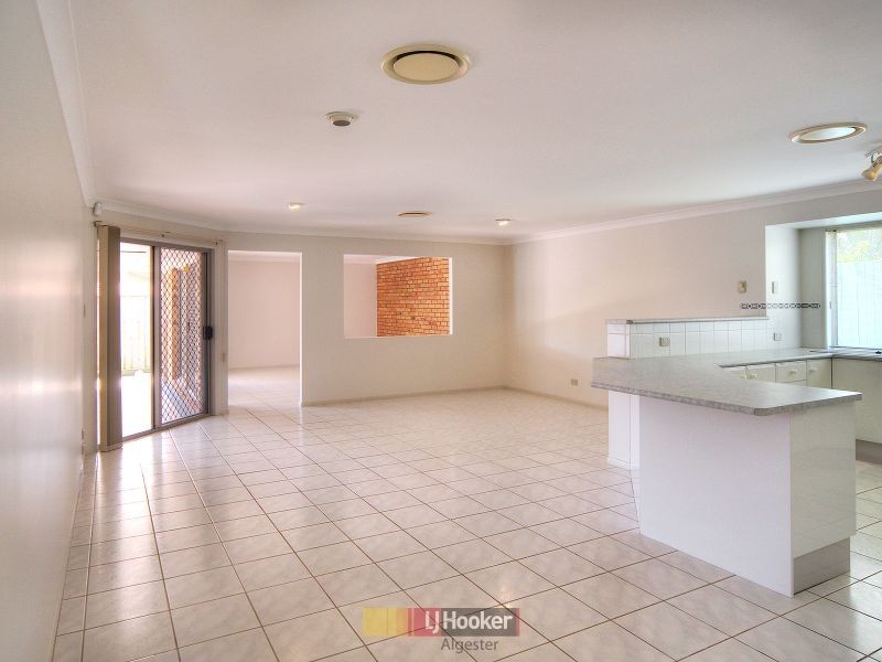 26 Hamersley Place, Parkinson QLD 4115