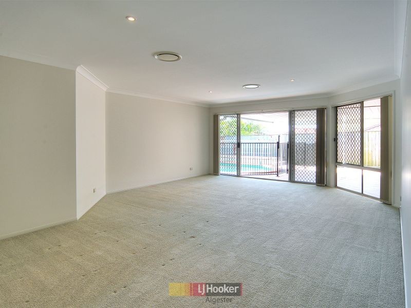26 Hamersley Place, Parkinson QLD 4115