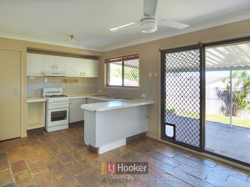 16 Devine Street, Marsden QLD 4132