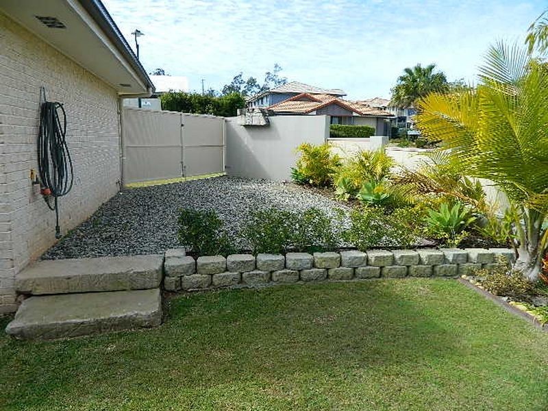 4 Larapinta Circuit, Calamvale QLD 4116