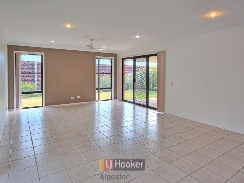 26 Goongarrie Crescent, Parkinson QLD 4115
