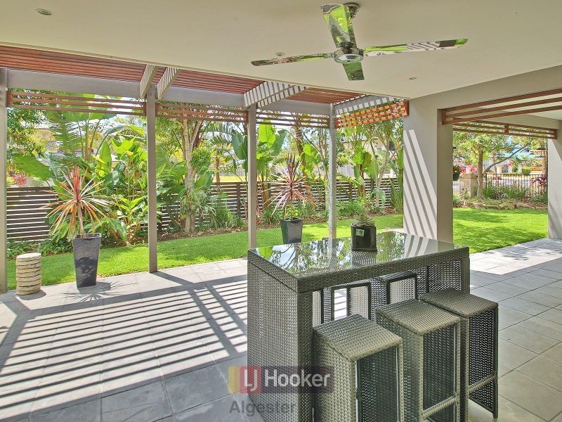 2 Nalbaugh Lane, Parkinson QLD 4115