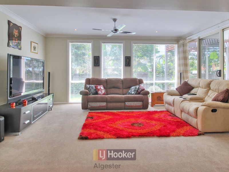 2 Nalbaugh Lane, Parkinson QLD 4115