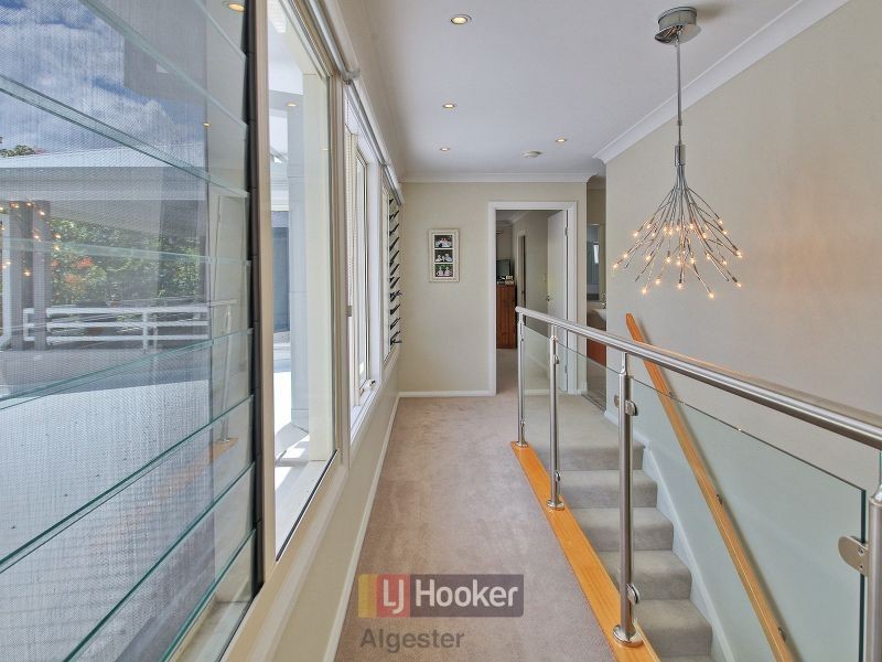 2 Nalbaugh Lane, Parkinson QLD 4115