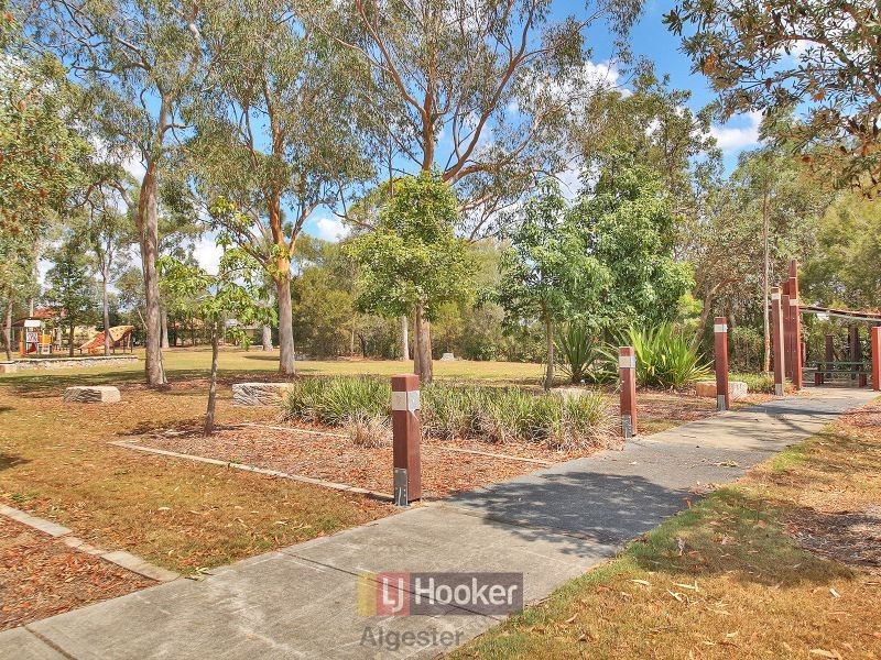 2 Nalbaugh Lane, Parkinson QLD 4115