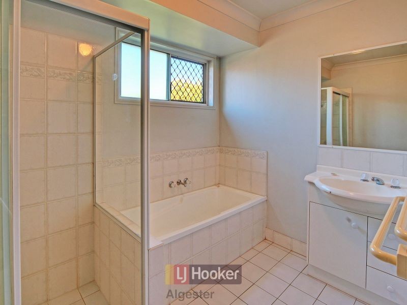 10 Nolan Place, Calamvale QLD 4116